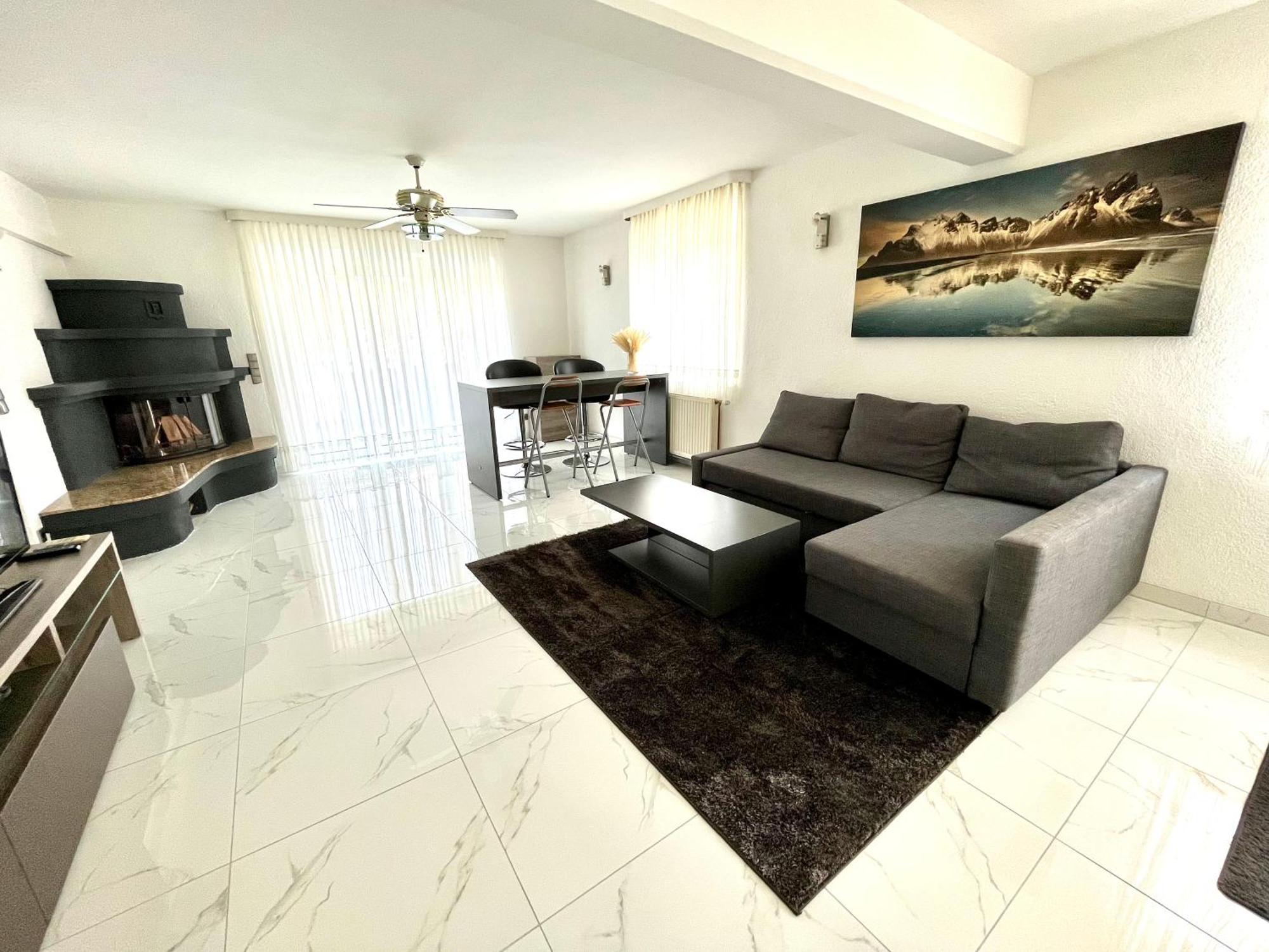 Luxurioeses Apartment Mit Pool Viena Exterior foto