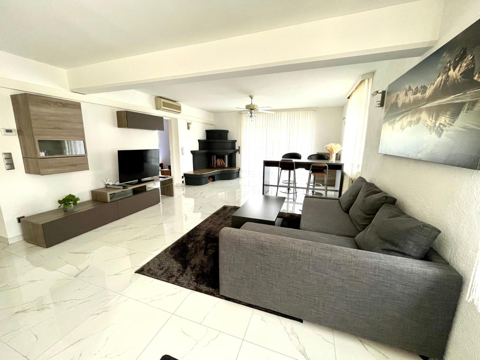 Luxurioeses Apartment Mit Pool Viena Exterior foto